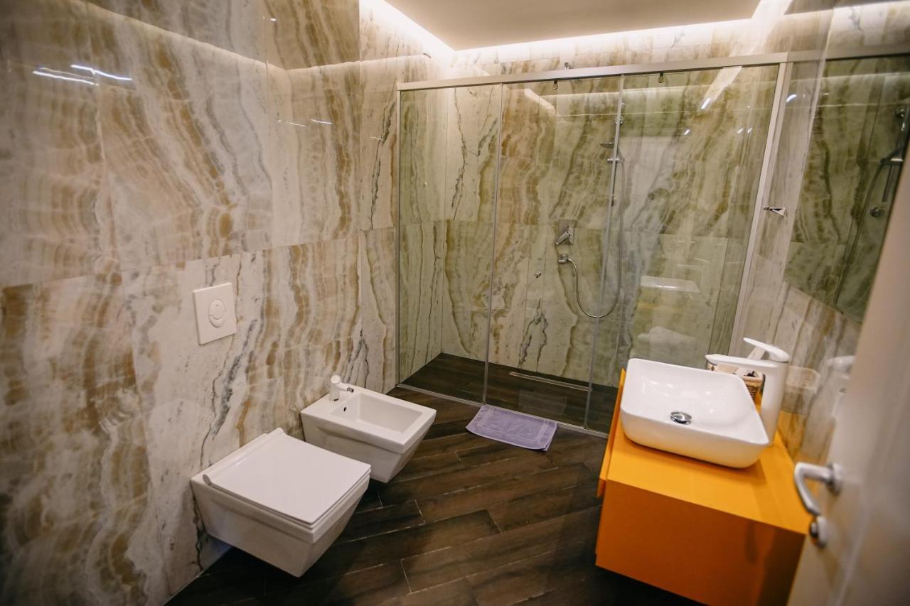 Hotel Delta Premium Jube Kültér fotó