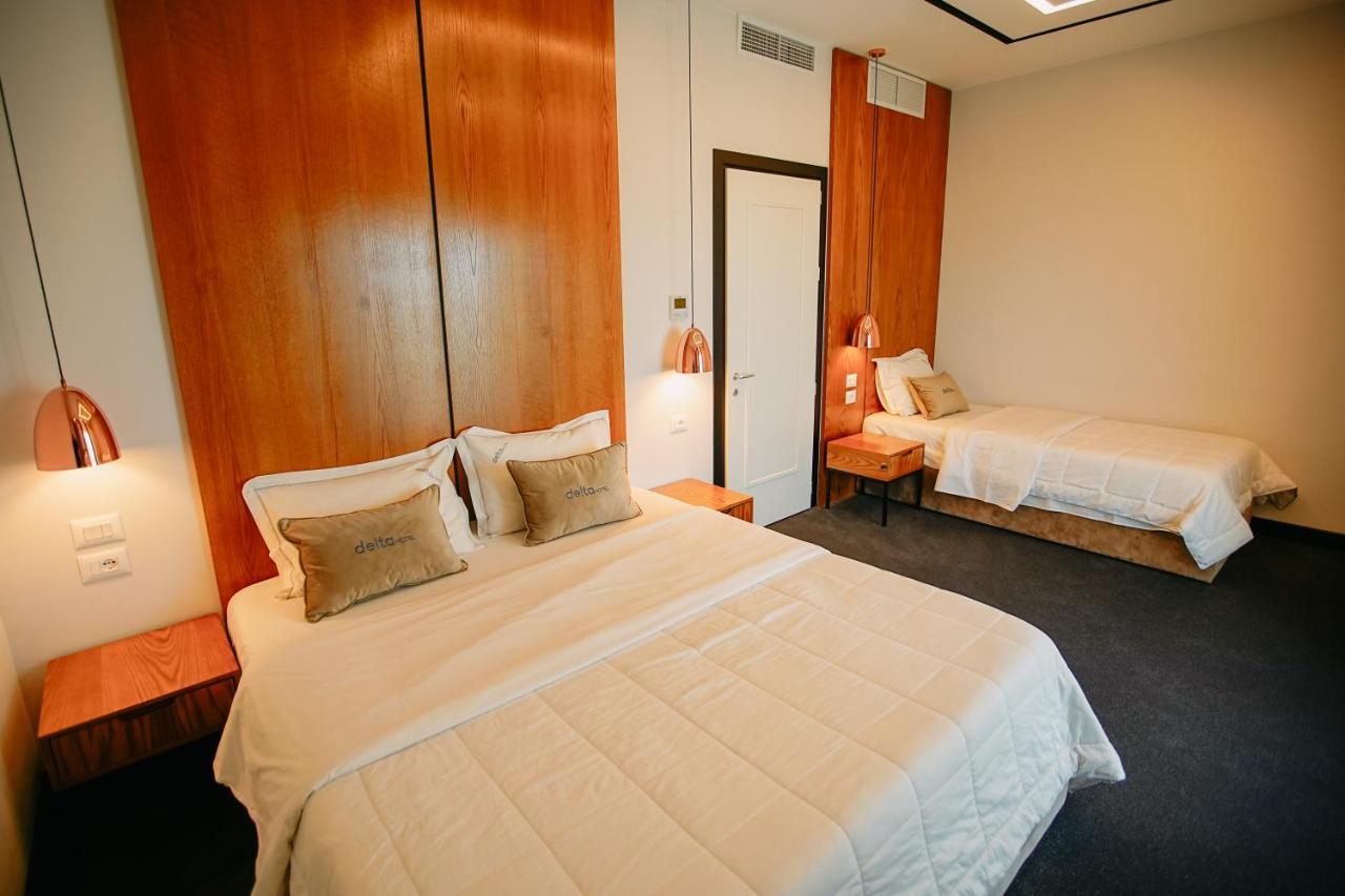 Hotel Delta Premium Jube Kültér fotó