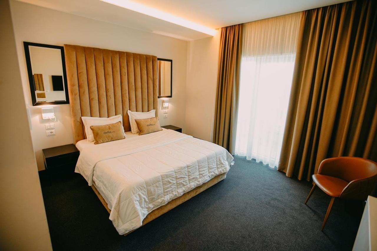 Hotel Delta Premium Jube Kültér fotó