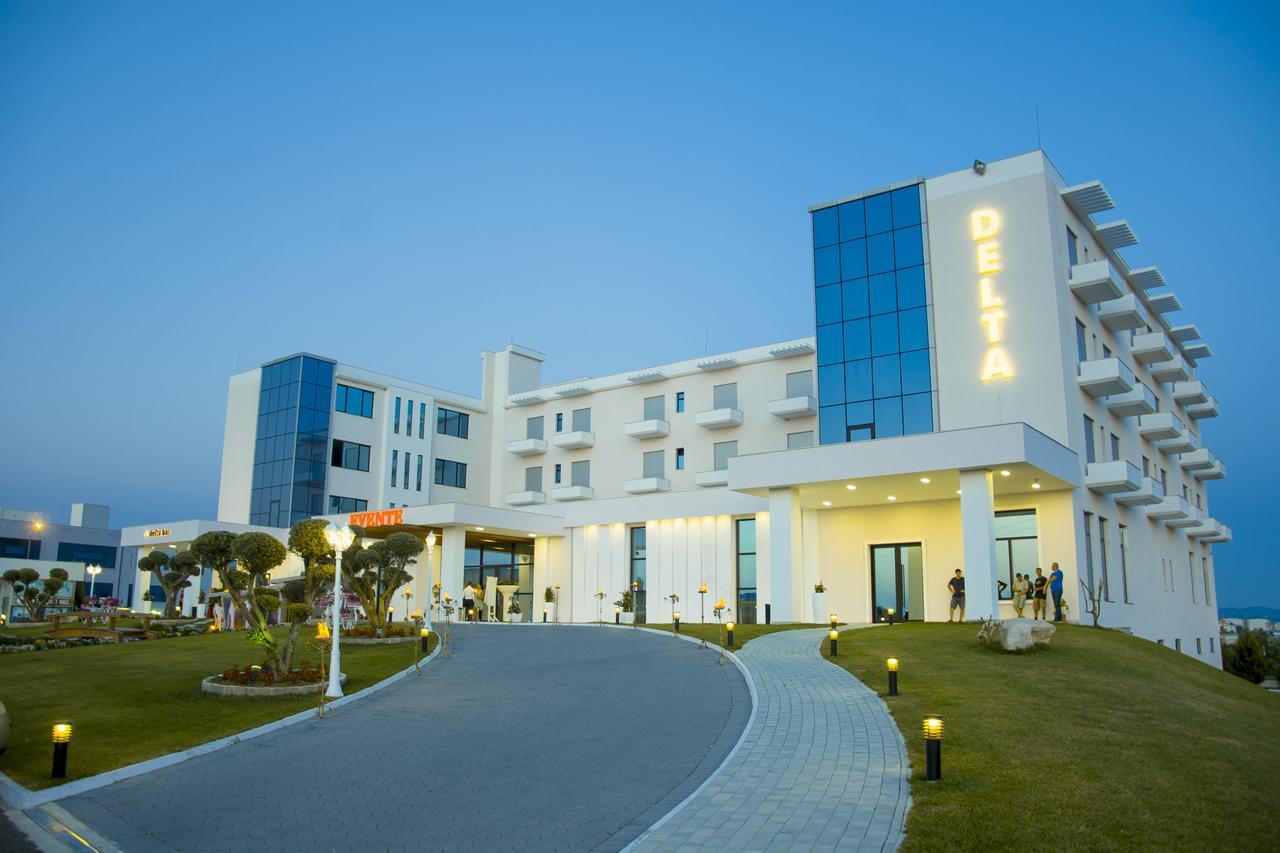Hotel Delta Premium Jube Kültér fotó